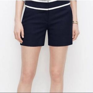 🆕 Ann Taylor navy blue with white trim short size 14 cotton blend 4” long.